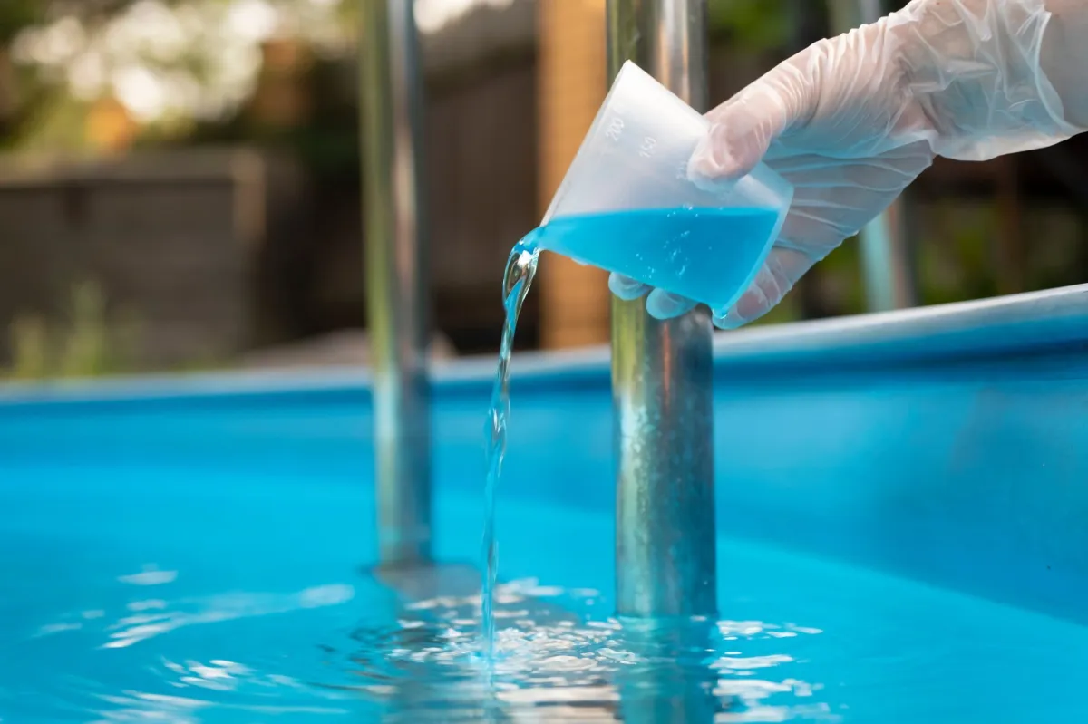best swimming pool algaecide