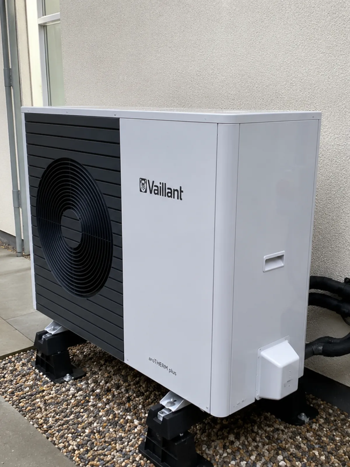 An outside air source heat pump