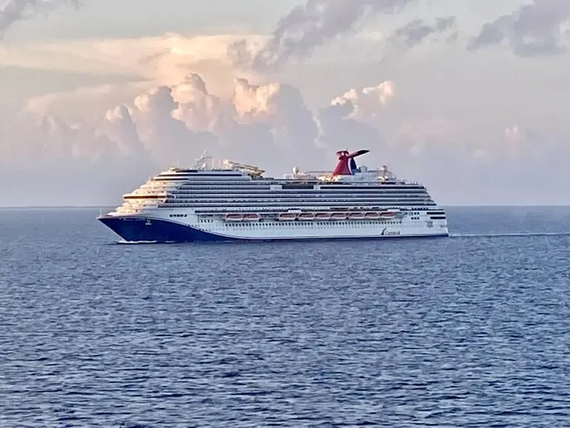 Carnival Breeze