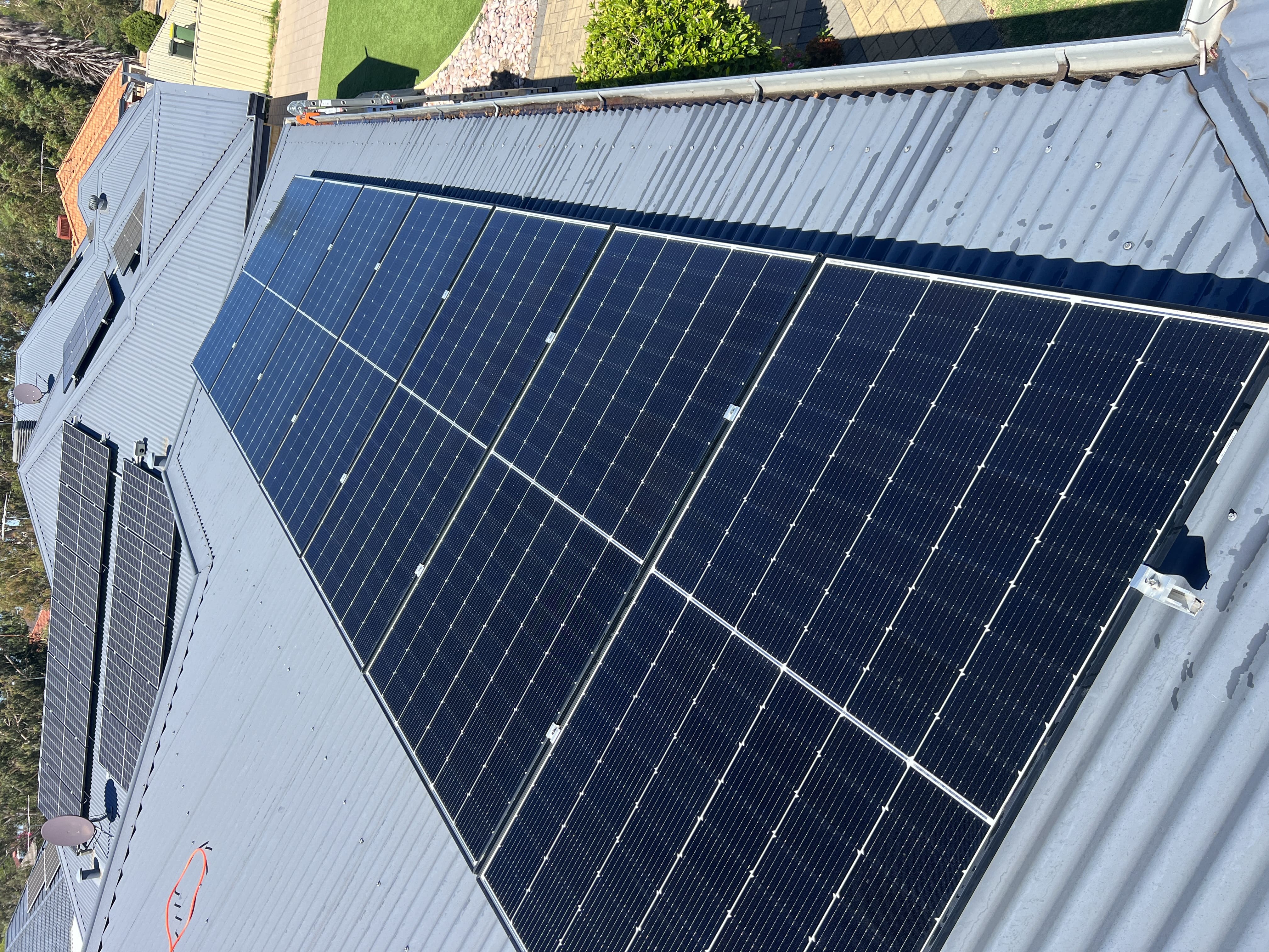 Gutter cleaning East Perth