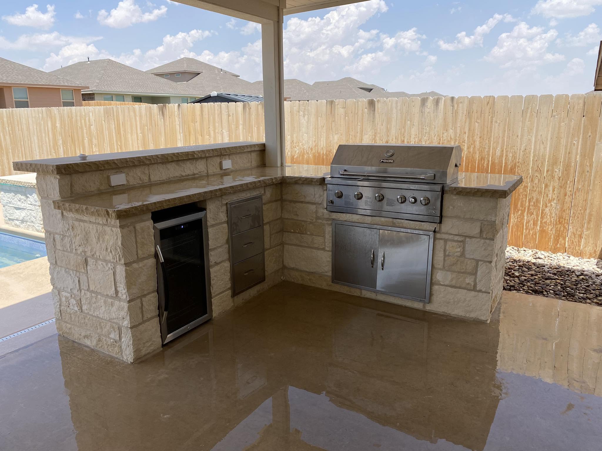 Custom Outdoor Kitchen Construction in Midland TX