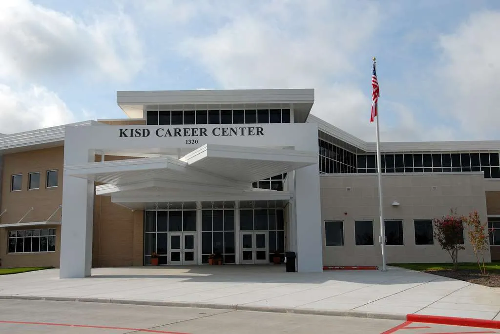 Make the Most of Your Days Off: A Weekend of Food, Shopping, and Adventure in Killeen, TX | Dynamic Drive Rental