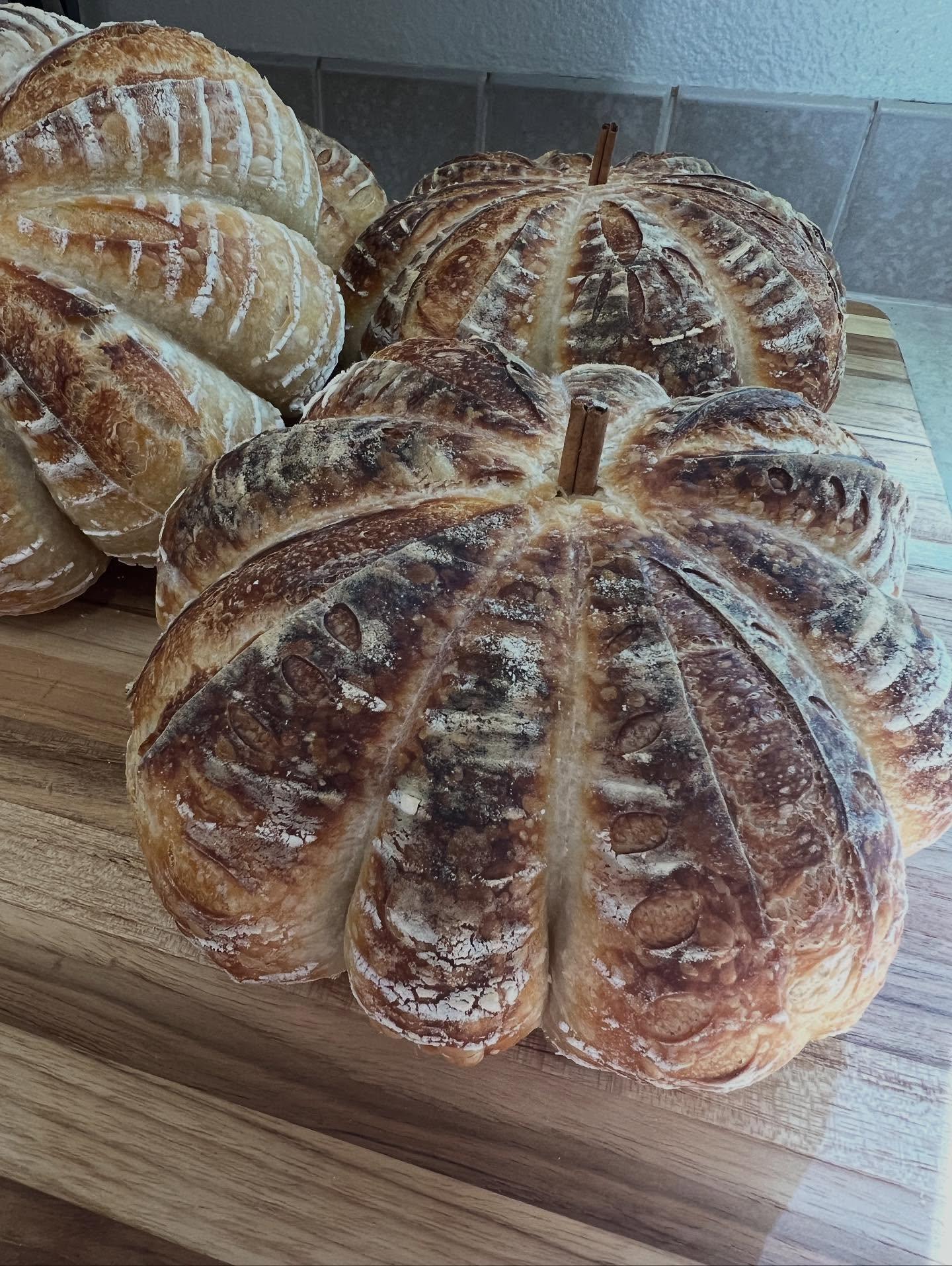 a close up of a bunch of doughnuts
