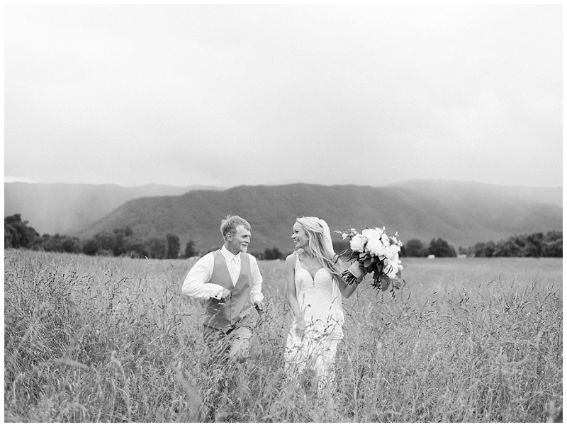 Greeneville TN newlywed portraits
