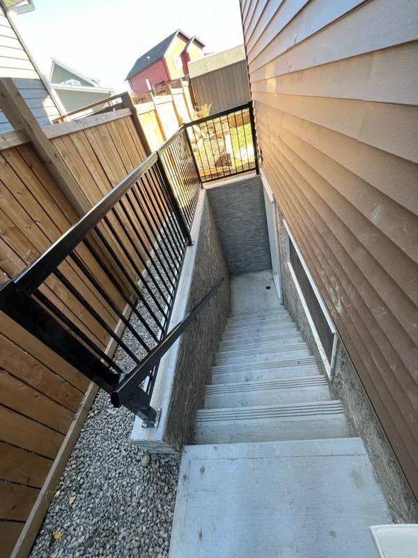 Side Entrance Construction