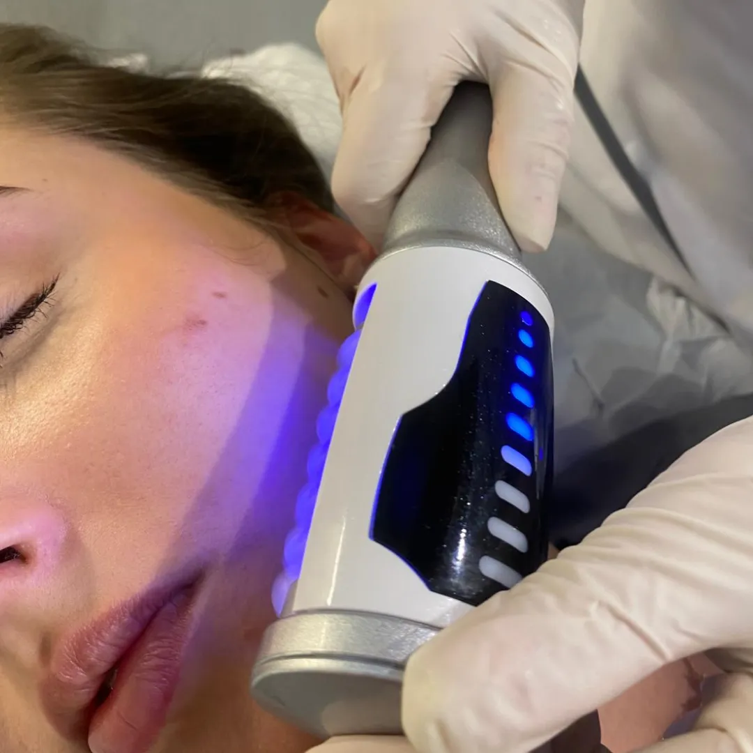 Close-up of Endospheres therapy's unique cylinder system showing the revolutionary micro-vibration technology