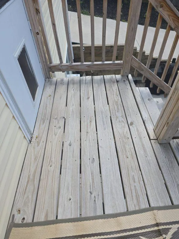 DECK AND FENCE RESTORATION