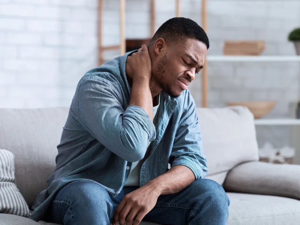 Cervicalgia: cause e rimedi