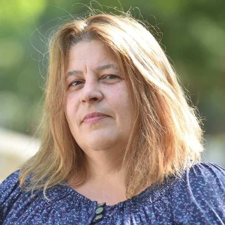 Großformatiges Porträt des präsentierten Werks