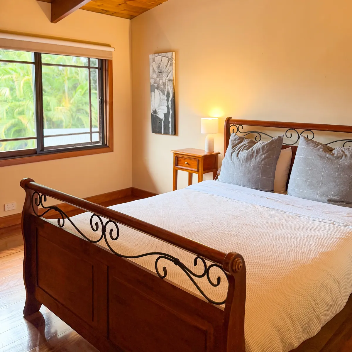 The Magnolia Room spacious comfortable quarters