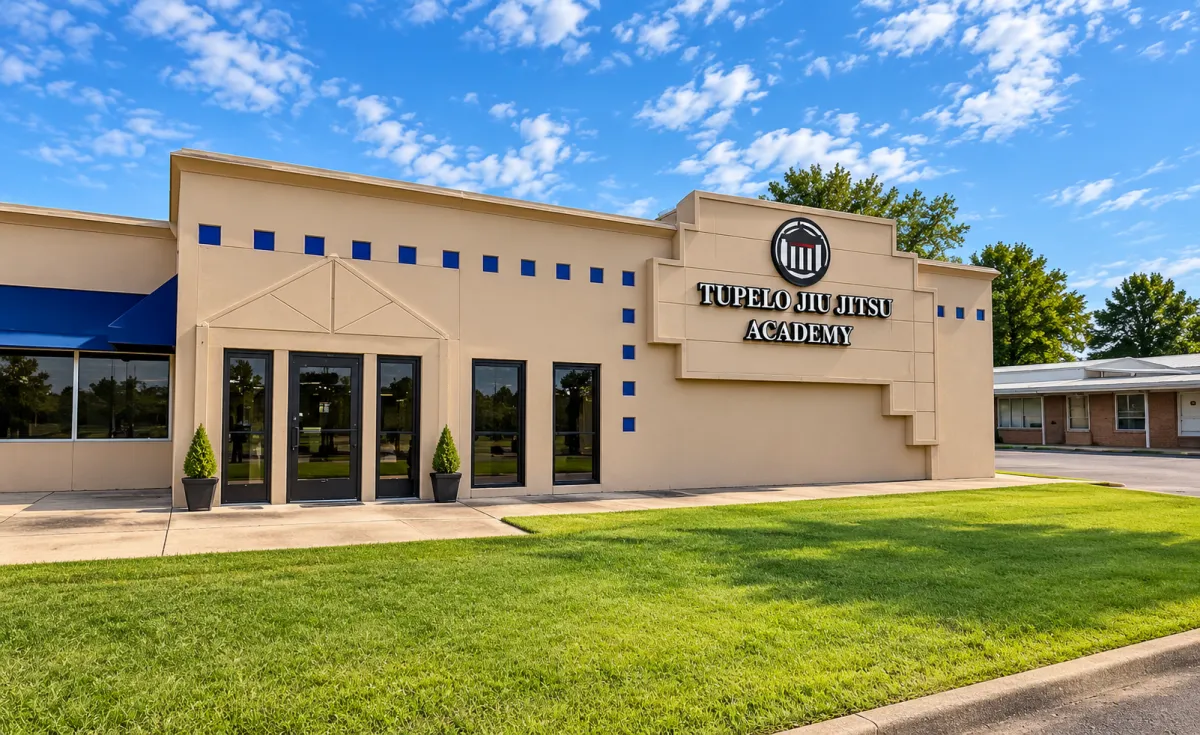 Exterior of Tupelo Jiu Jitsu Academy at 811B Varsity Drive in Tupelo, Mississippi