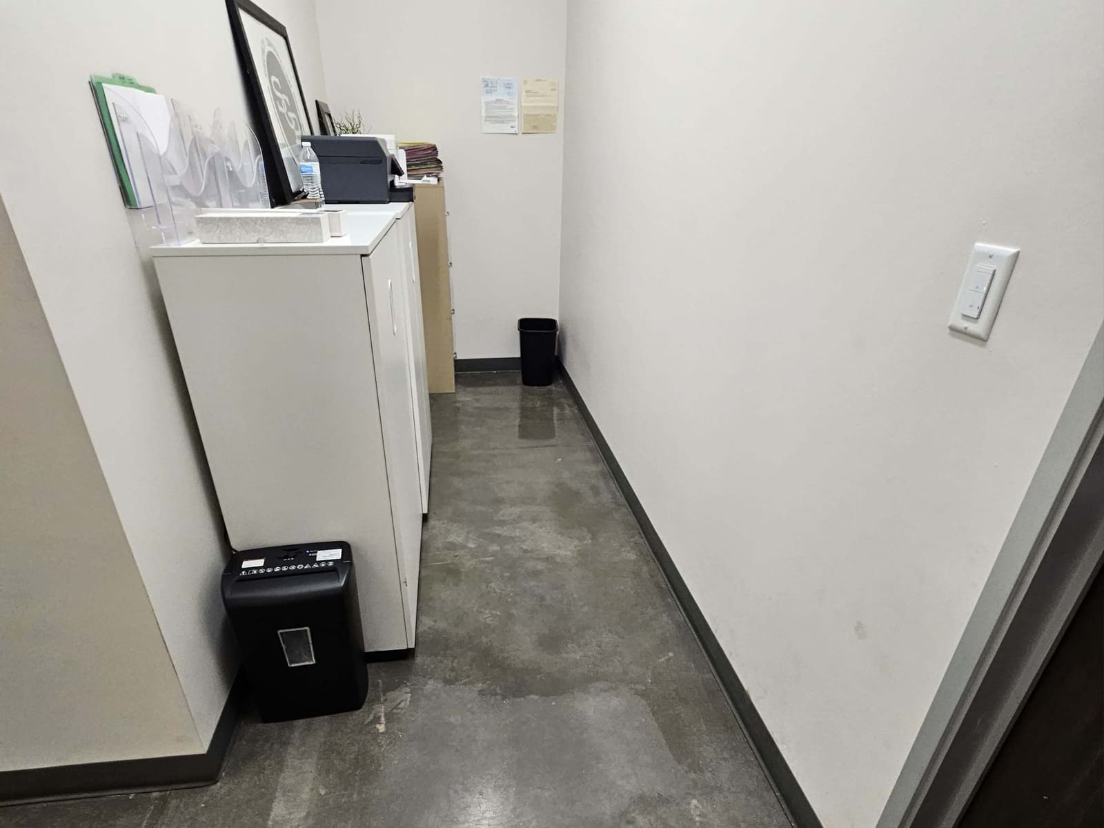 High-traffic commercial floor care and hallway cleaning in Lafayette.