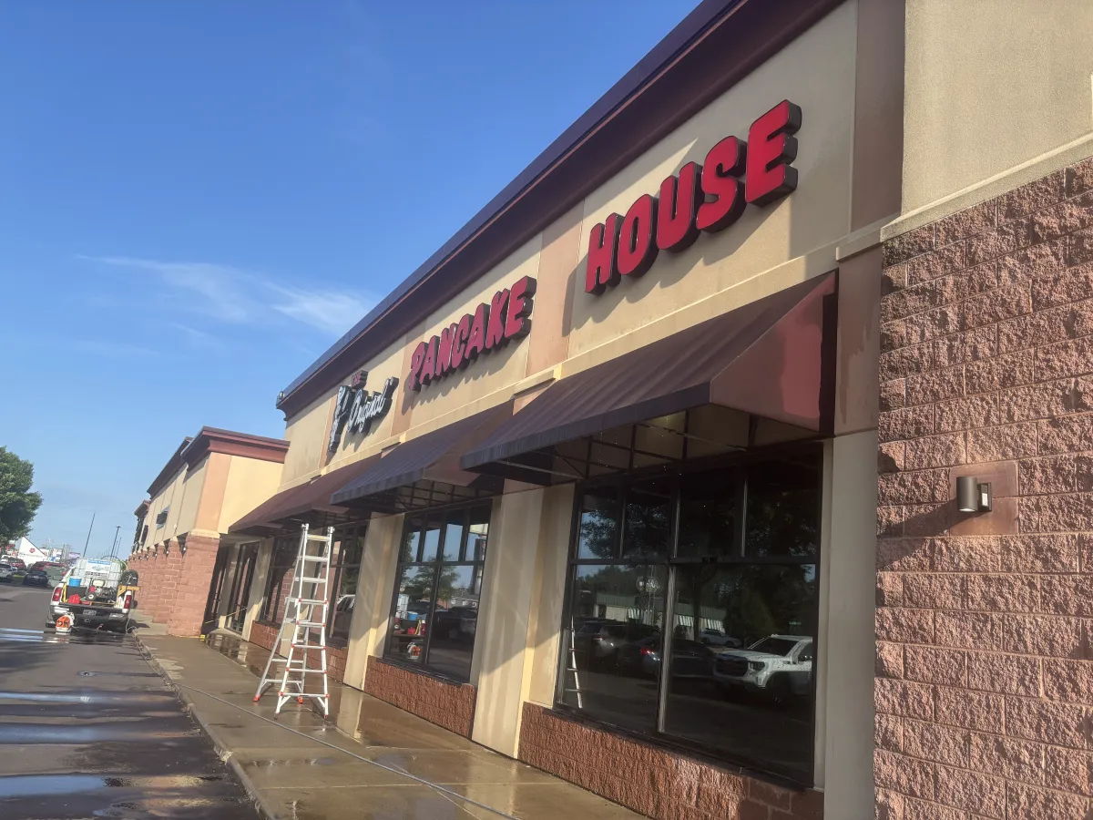 commercial pressure washing sioux falls