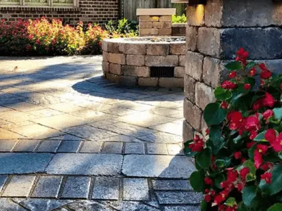 Dayton Custom Paver Patios & Walkways