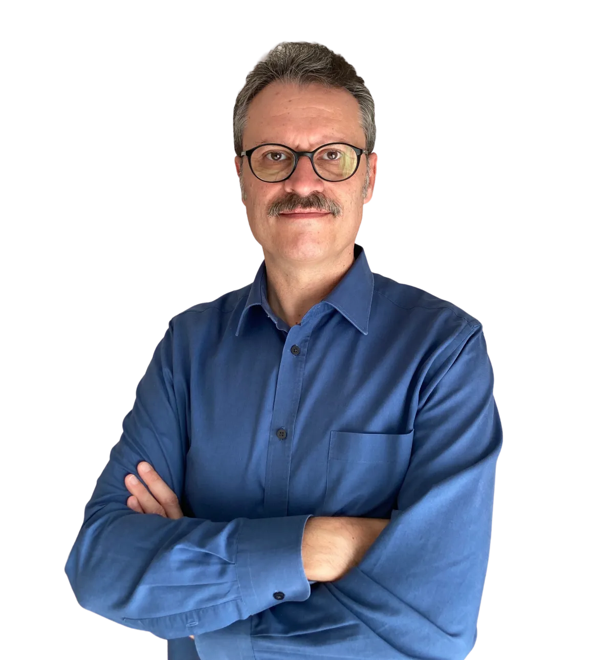 Ritratto della relatrice del webinar EduCalma che sorride in un ambiente caldo e minimal