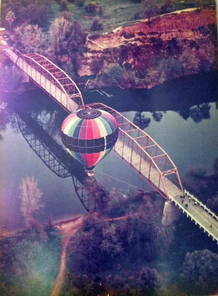 Bill Withrow Balloon on American River