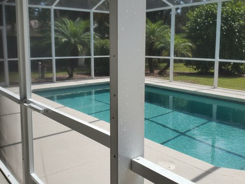 Pool Cage Cleaning in Metro Detroit, MI