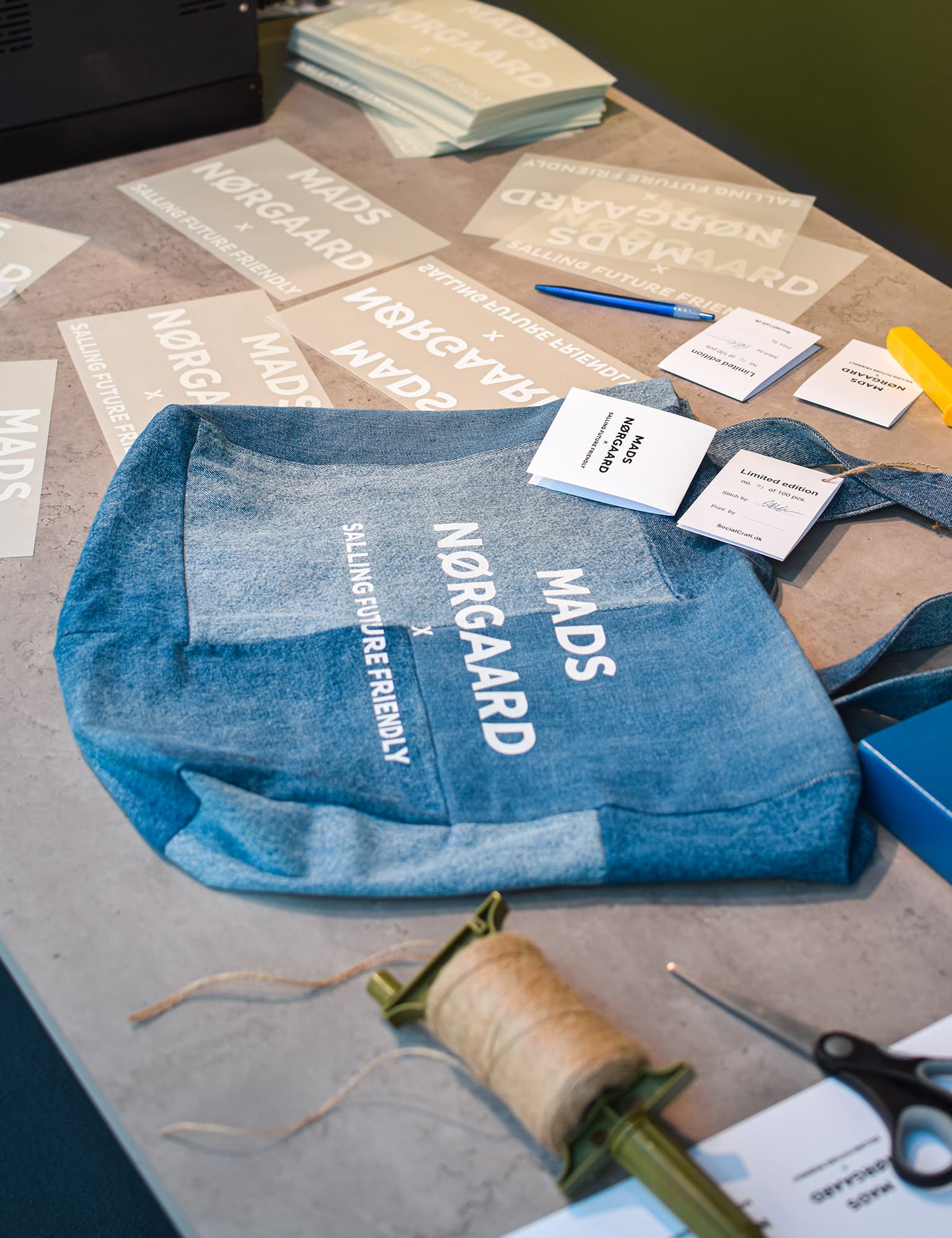 Fast-paced production process for merch