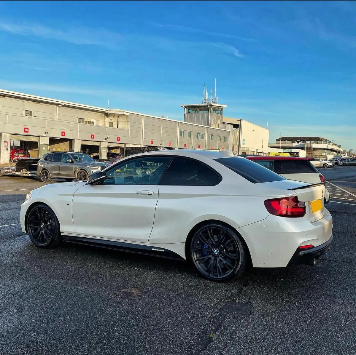 Bmw f22 240i blanche mperformance, bmwledcustom