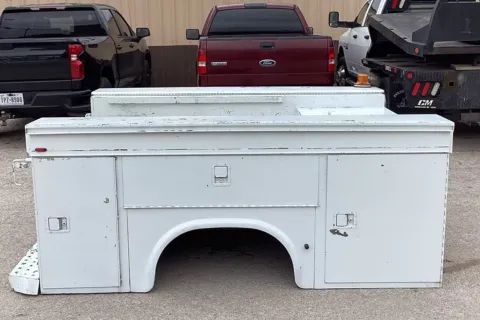 Service body take off, refurbishment, and installation in Arlington TX