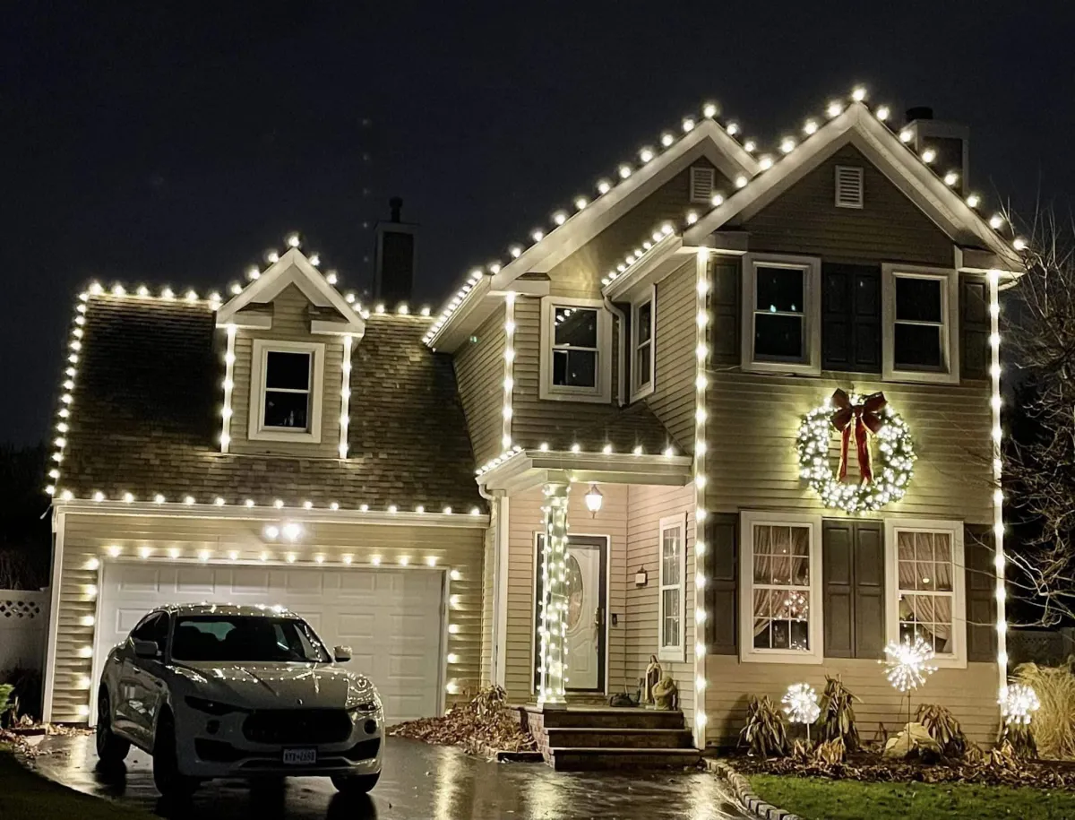 Top Rated Christmas Light Installers in Seattle Washington