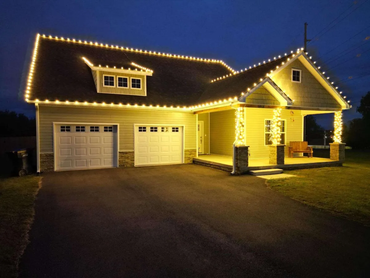 Top Rated Christmas Light Installers in Seattle Washington