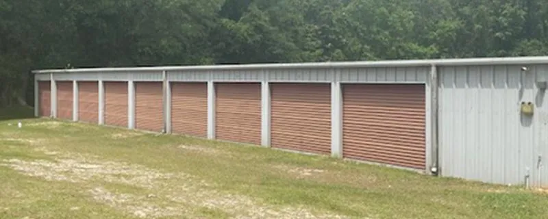 South 61 SafeKeep Self Storage Facility