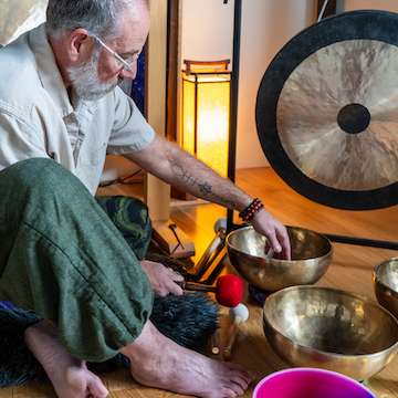 A group sound session hosted by Intuitive Sacred Sound in Bend, Oregon.