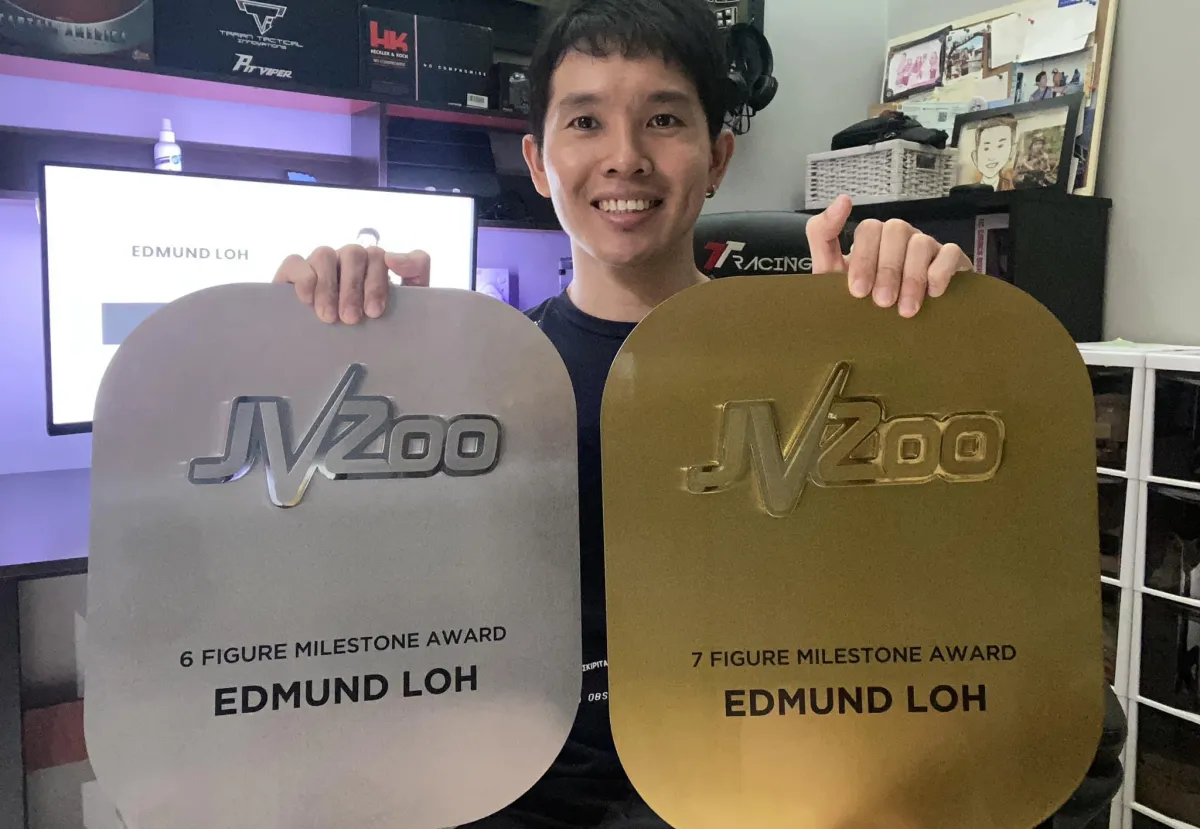JVZoo 7 Figure Award