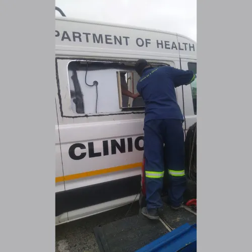 Replace Ambuance Glass