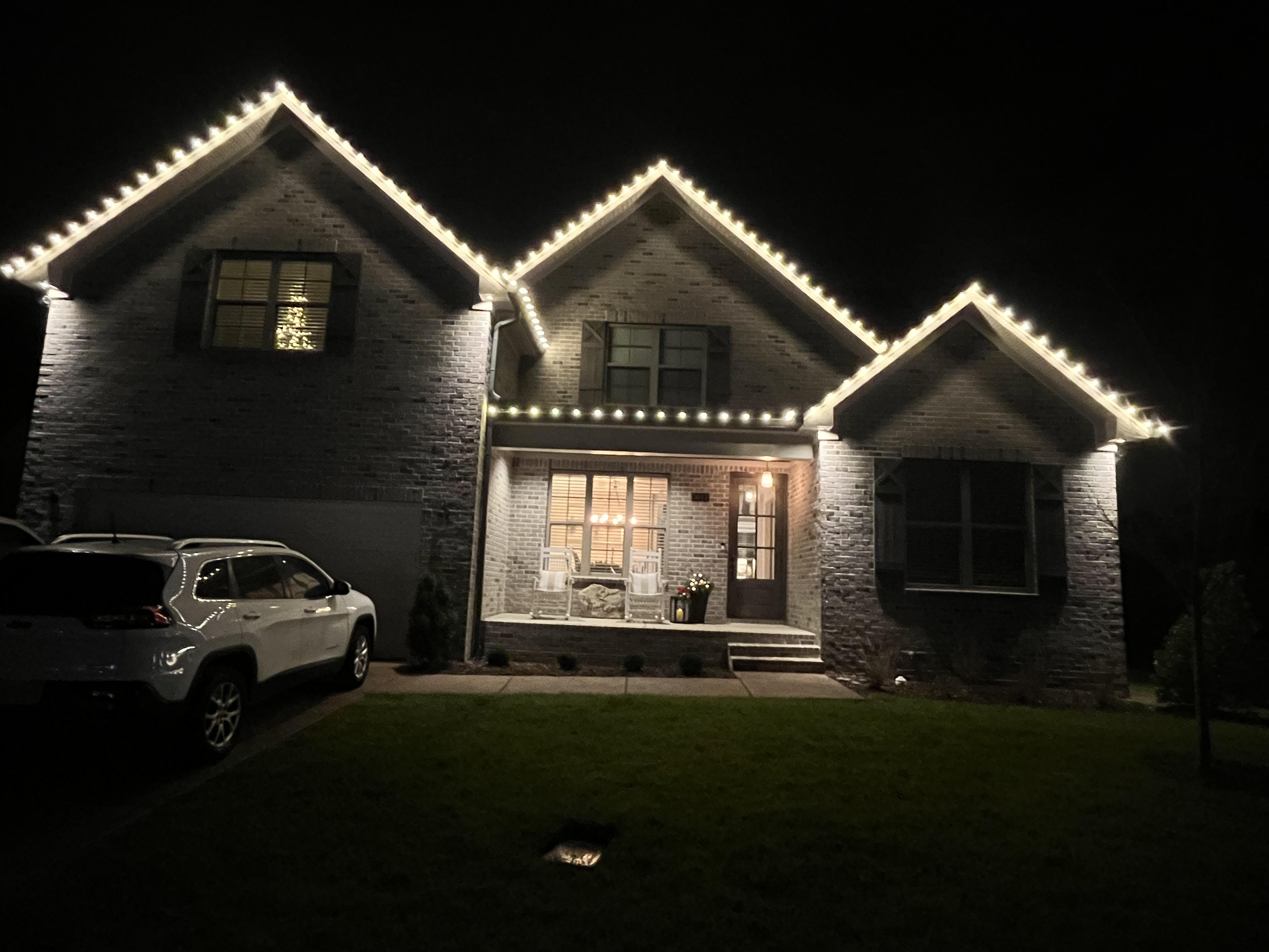 Custom Christmas light installation Spring Hill TN - professional holiday lighting