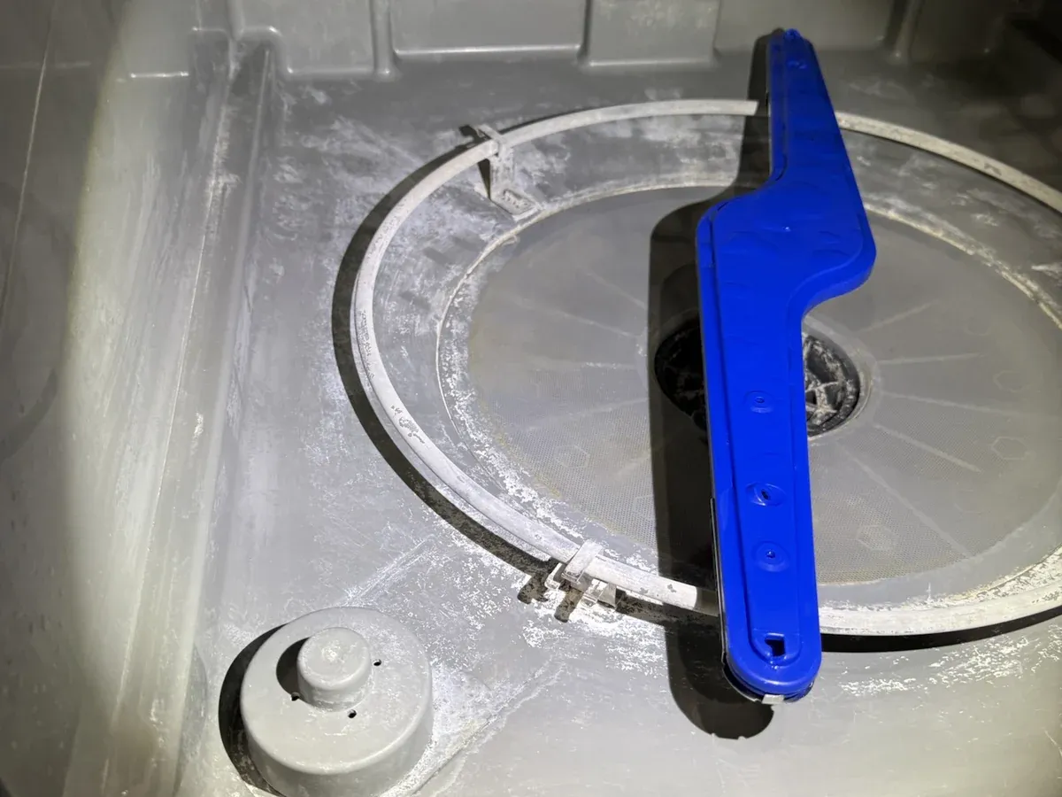 MTIS Sample Inspection Residue In Dishwasher