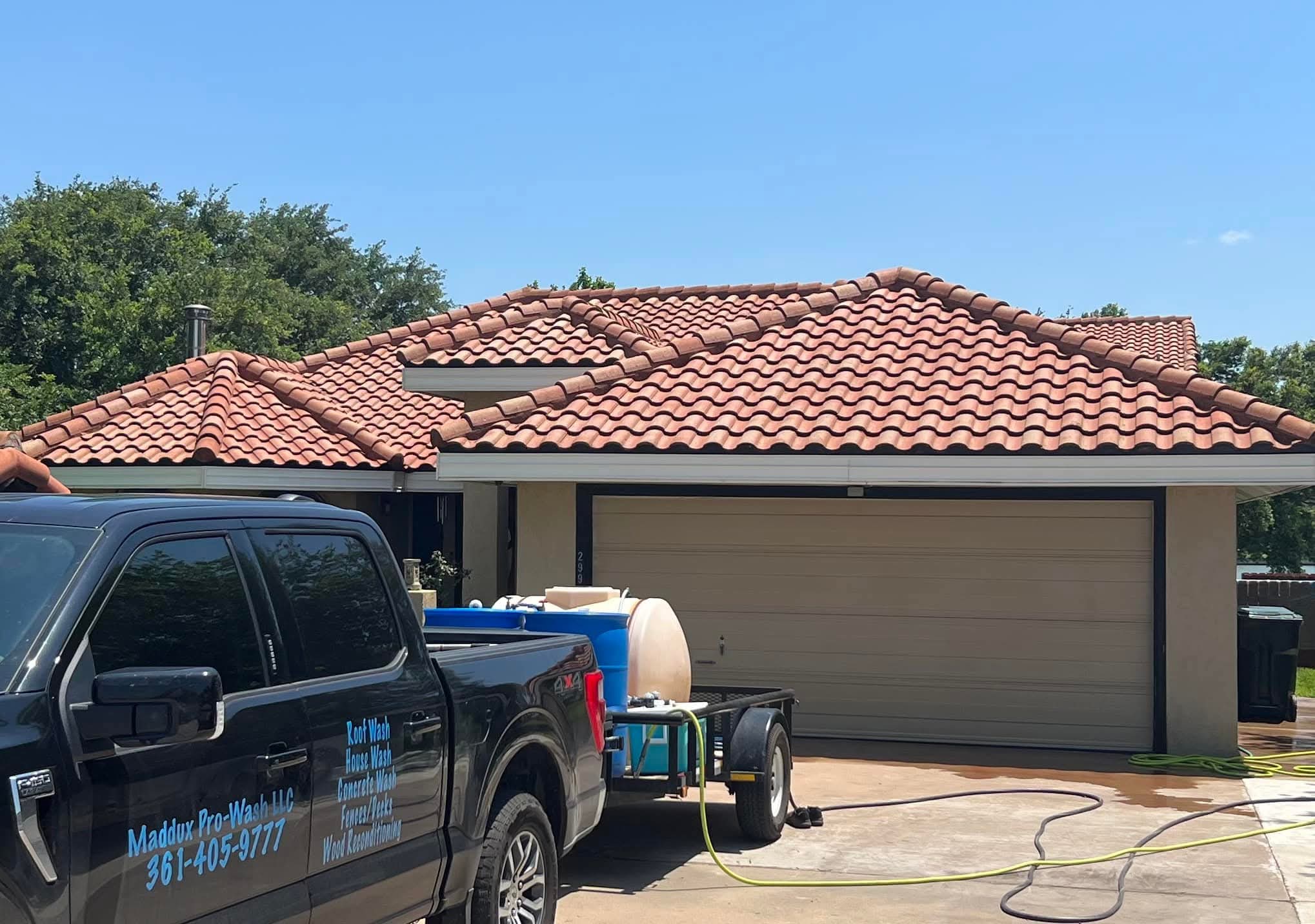 Maddux Pro Wash offering residential surface cleaning