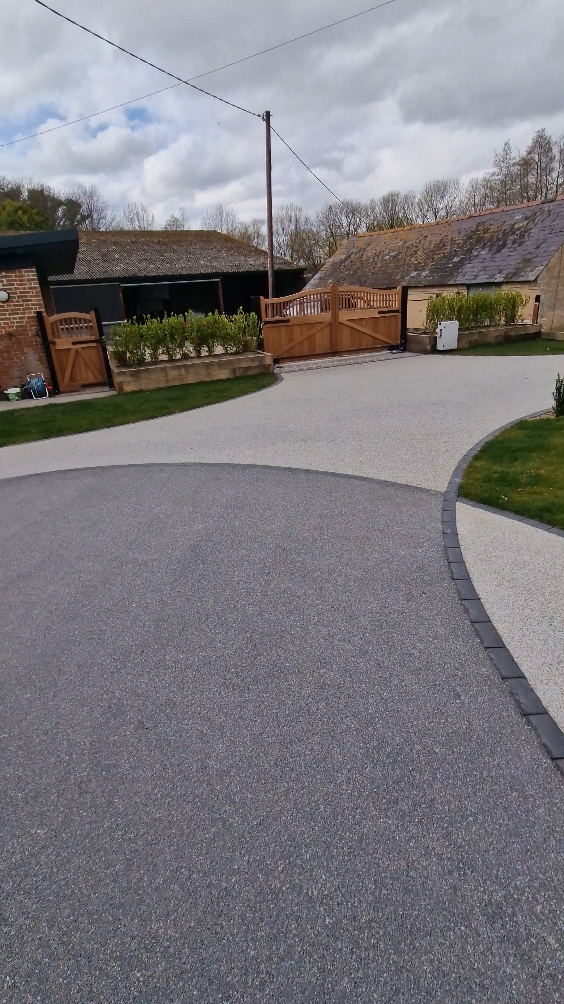 hardwood gates, planting, resin two tone, borders