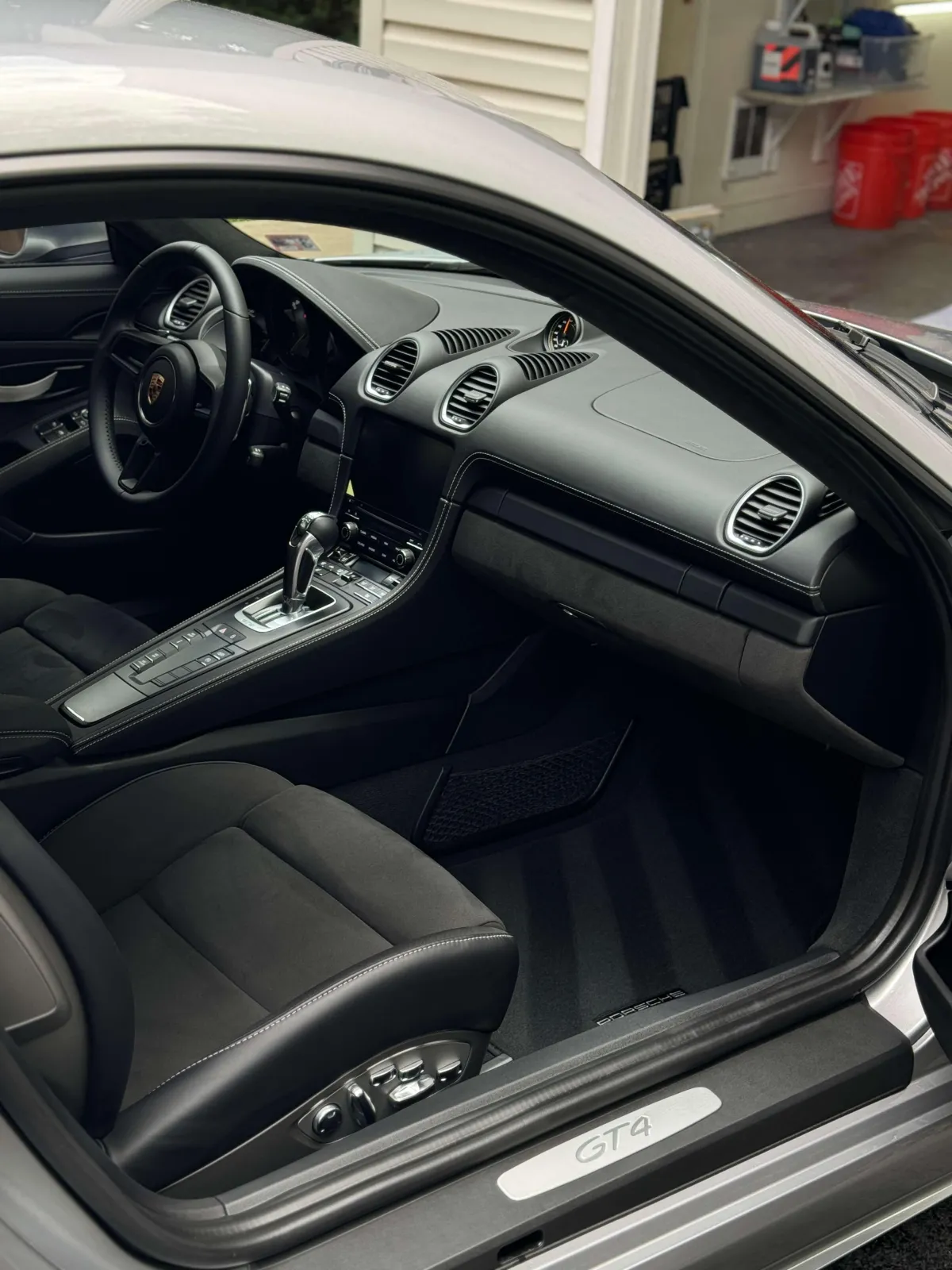 Car detailing specialists offering ceramic coating in Silver Spring, Maryland