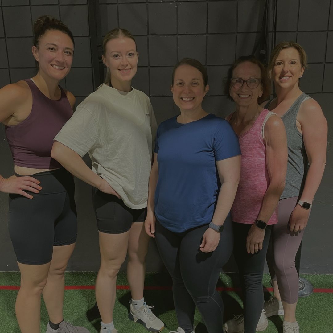 woman doing weight lifting