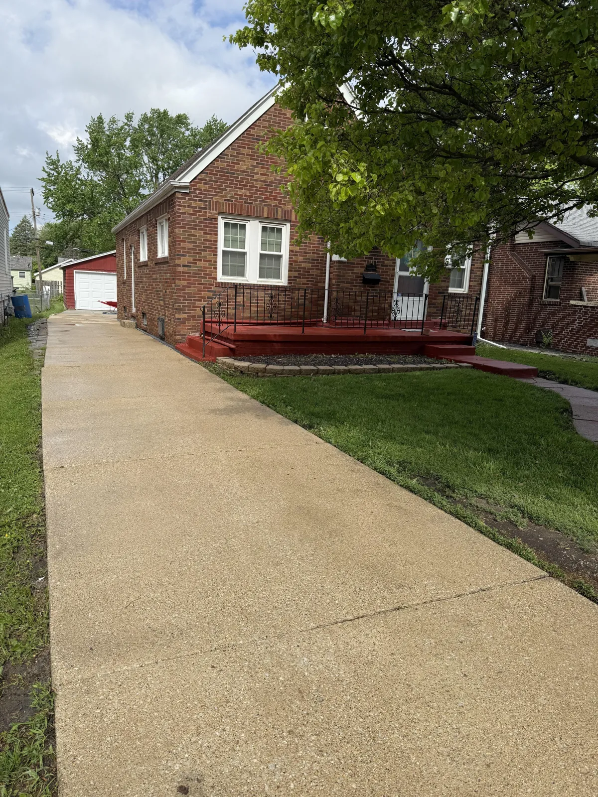 Driveway Cleaning Project in Decatur, IL