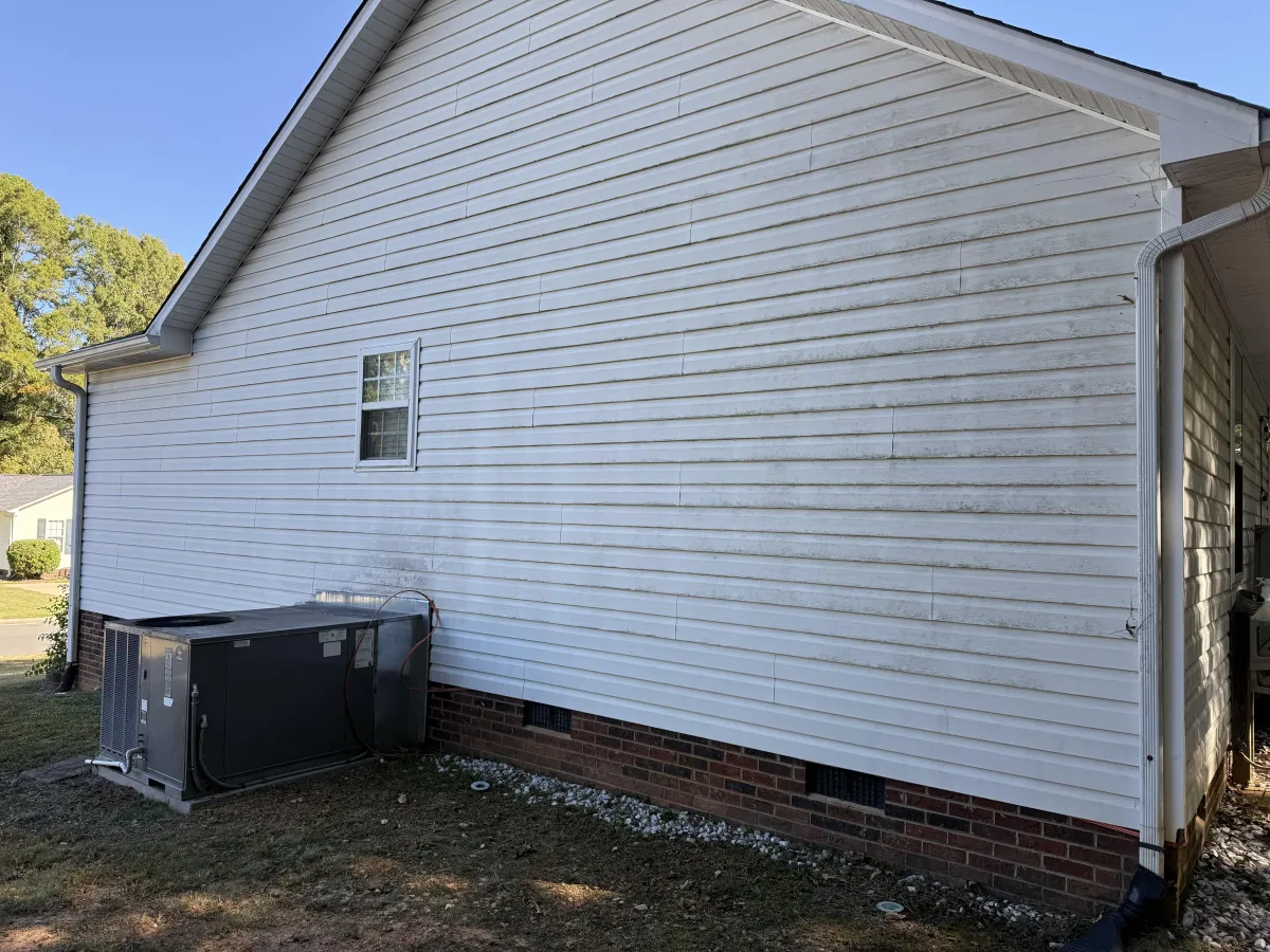 Featured exterior cleaning photos in Decatur, IL