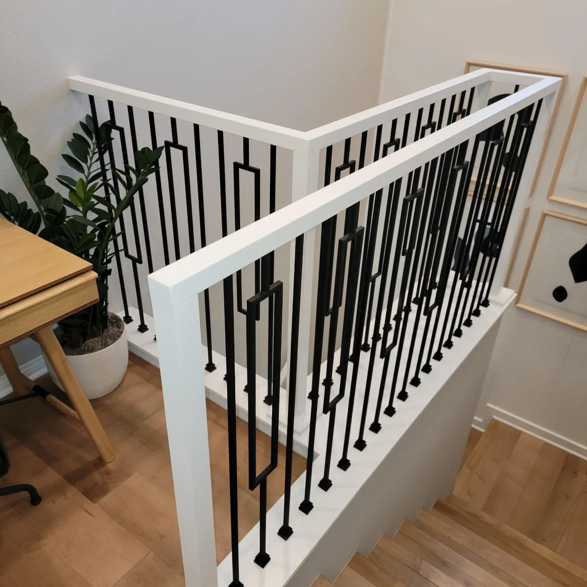 Stair Railing Installation & Replacement