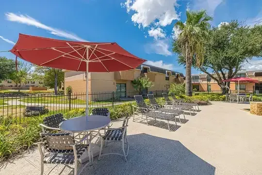 Baytown Concrete builds and installs Patio