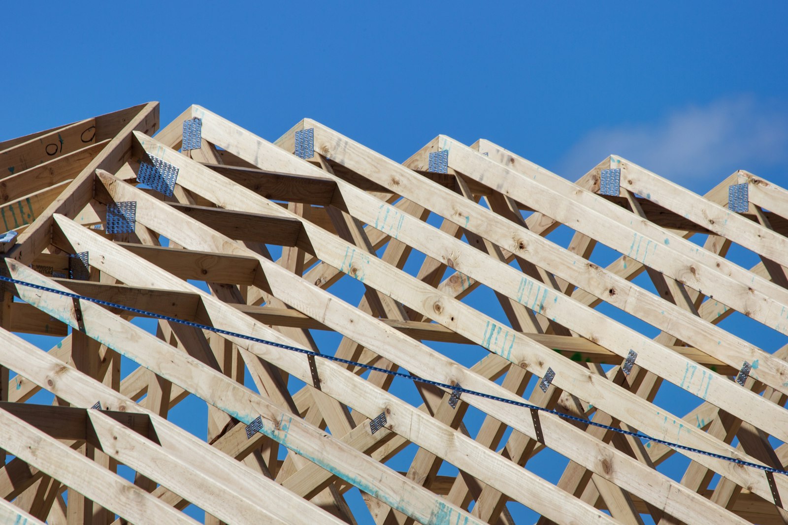 Anyone Can Call Themselves a Builder in Washington: 7 Things to Verify Before You Sign