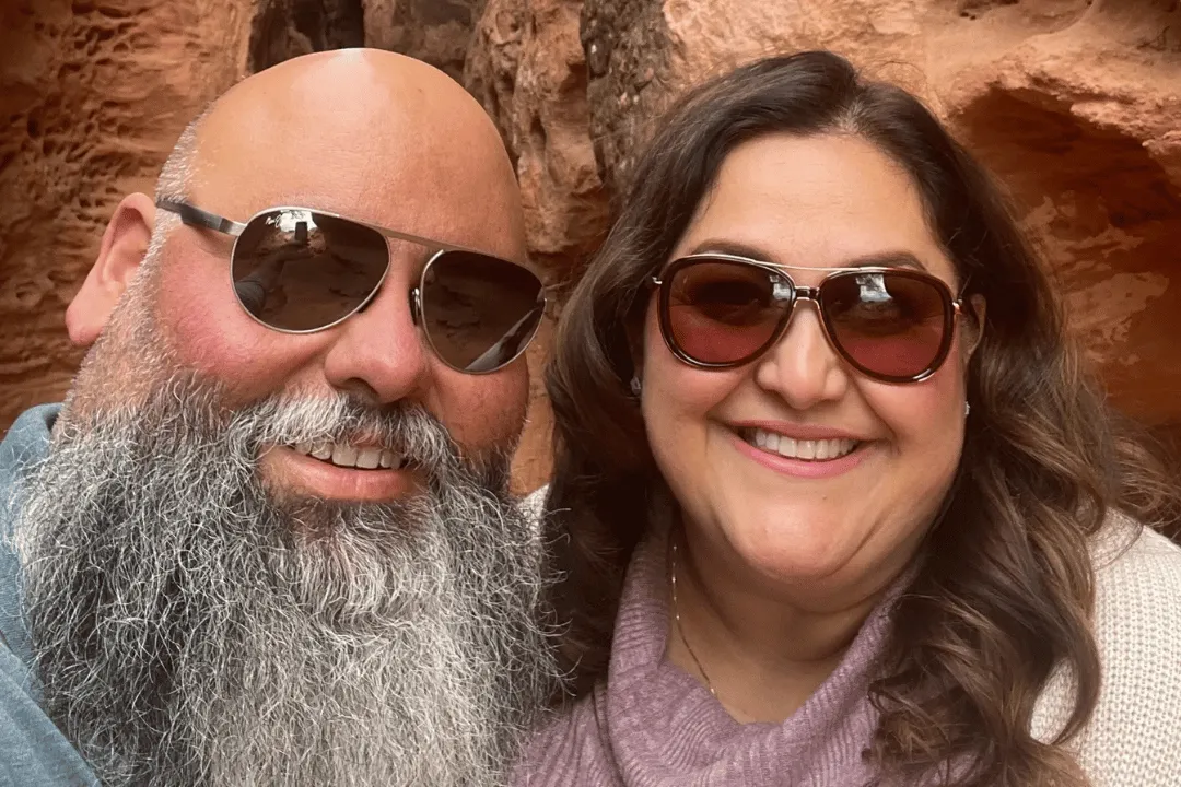 Meet the founders of Chickteez.com