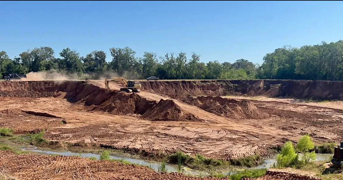 R&R Trucking and Construction,LLC