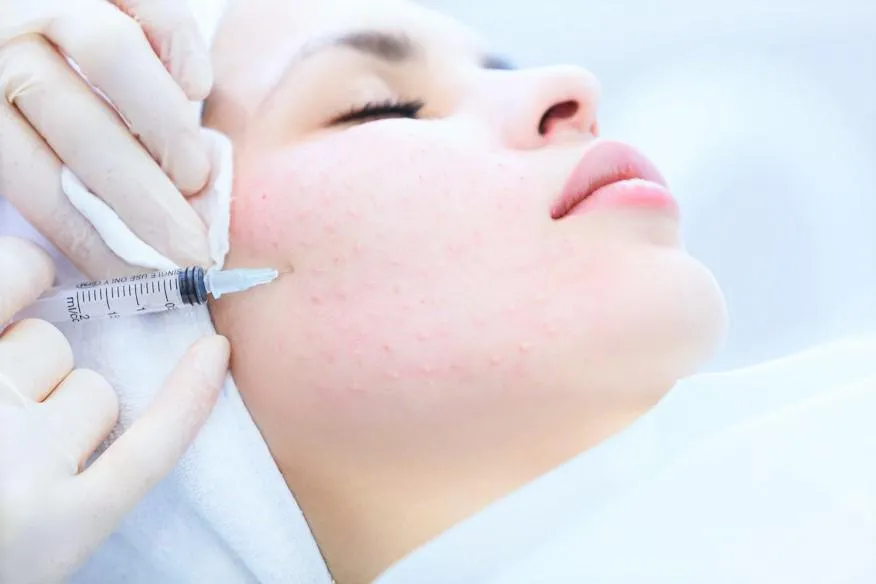 Piel saludable y luminosa después de un facial en Miami