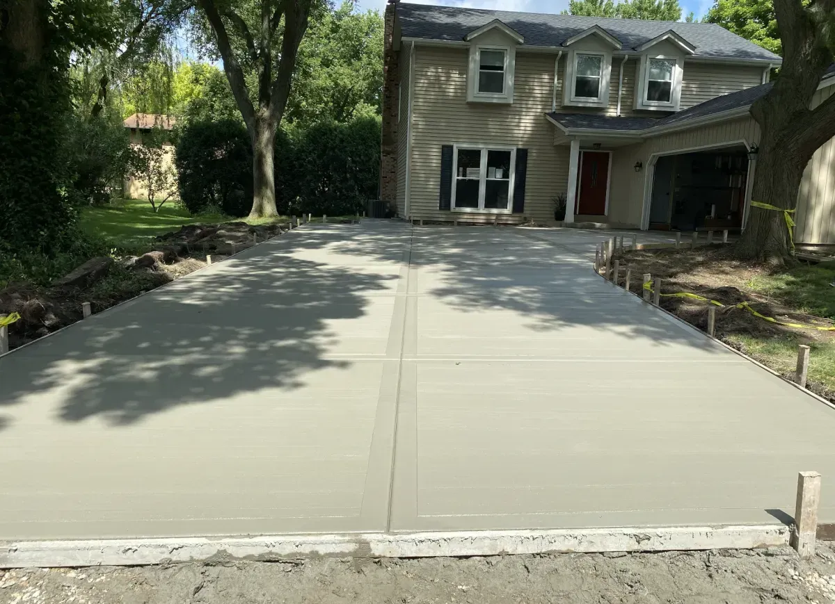 Shreveport Concrete builds and installs Driveway