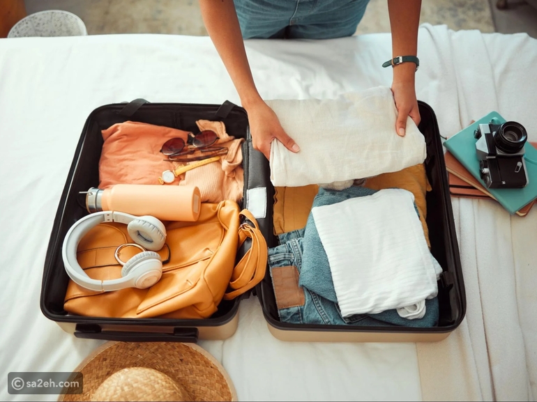 حقيبة السفر الذكية: ماذا تأخذ في مواسم الذروة؟
