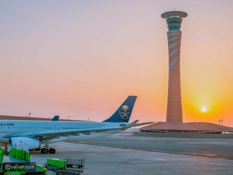 مطارات المملكة: ريادة عالمية في التطوير والتنمية