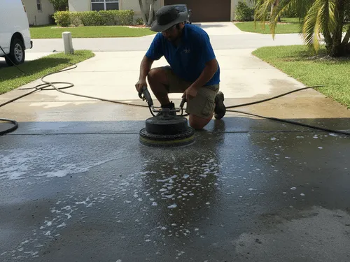 Holiday, FL Exterior Surface Cleaning