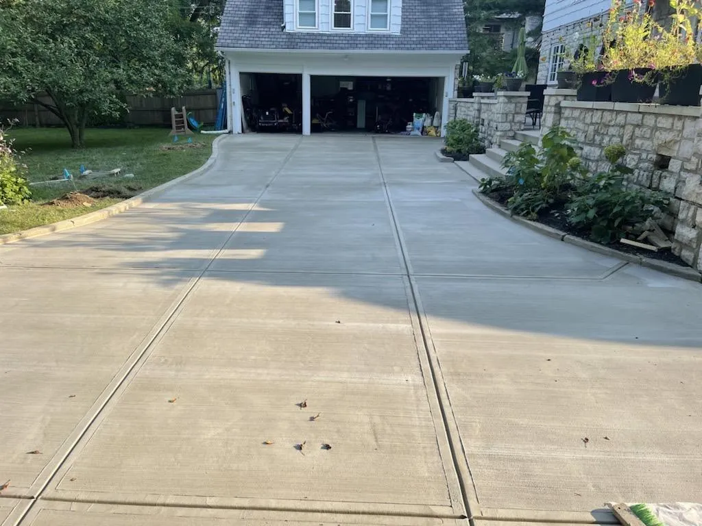Dallas Concrete builds and installs Patio