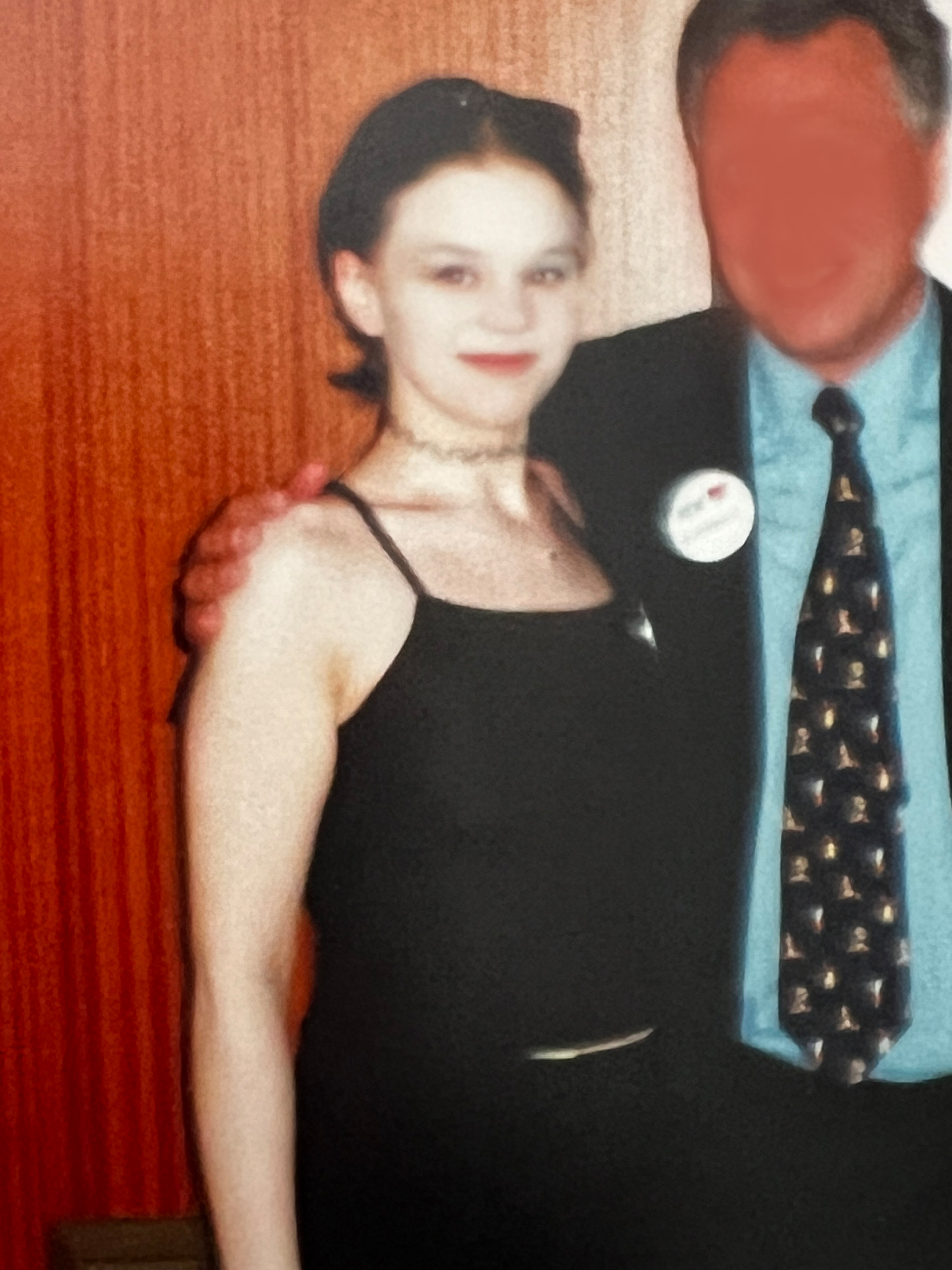 Strahlen auf Reisen: Yvonne genießt den Komfort in der Business Class – Erfolg durch Sichtbarkeit leben